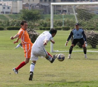 ���R����